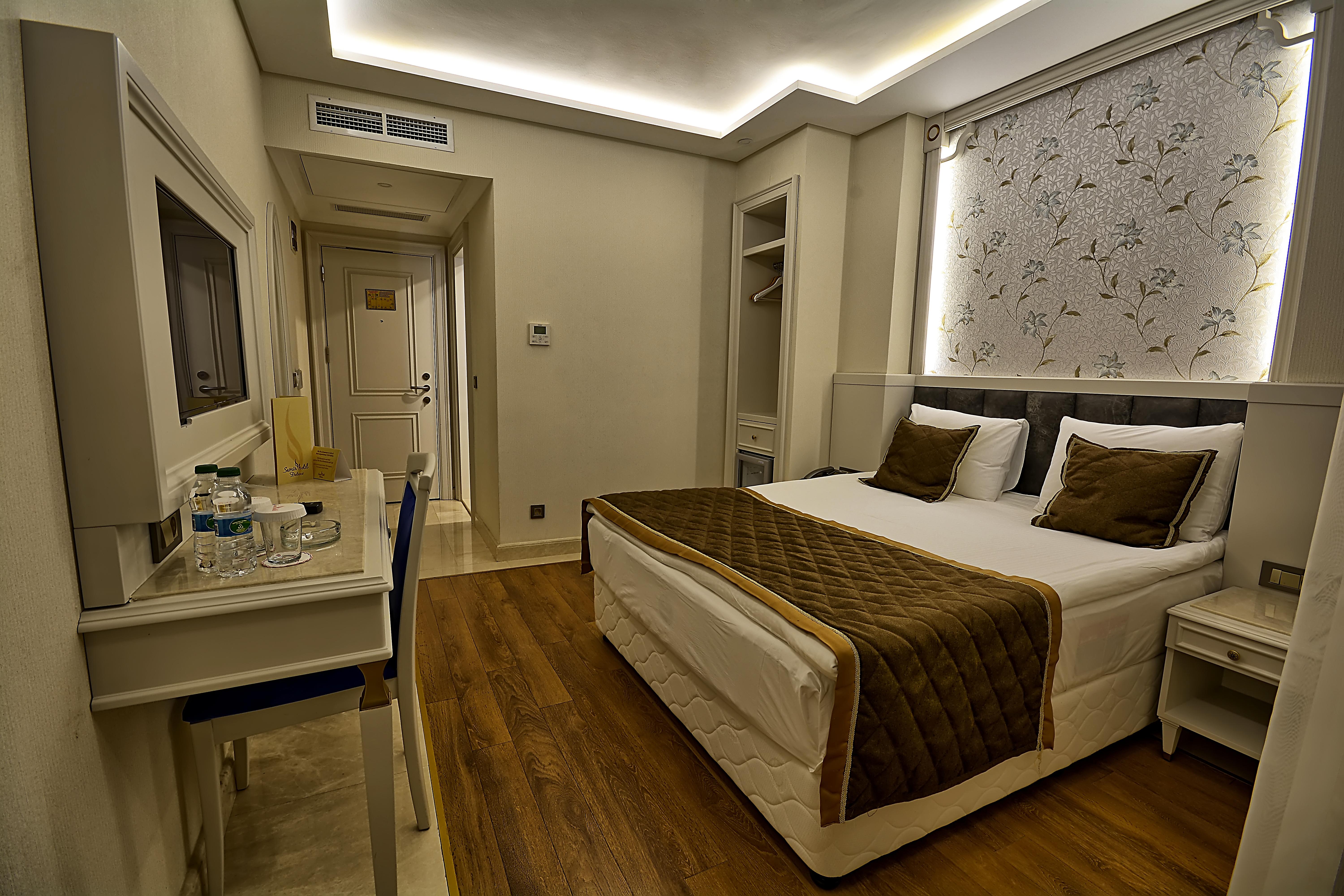 Samir Deluxe Hotel Istanbul Exterior photo