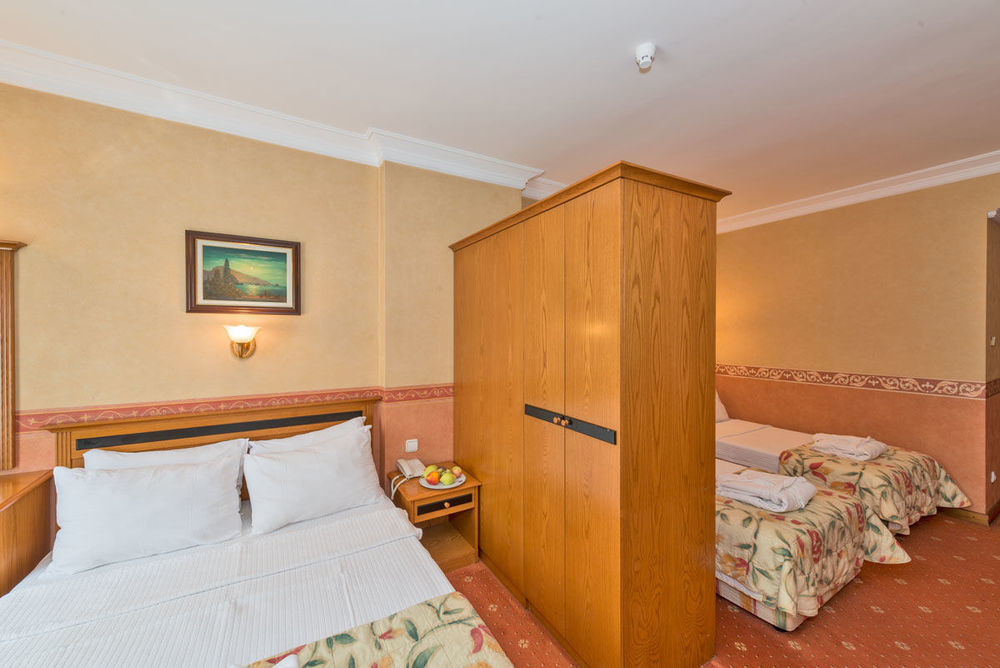 Samir Deluxe Hotel Istanbul Exterior photo
